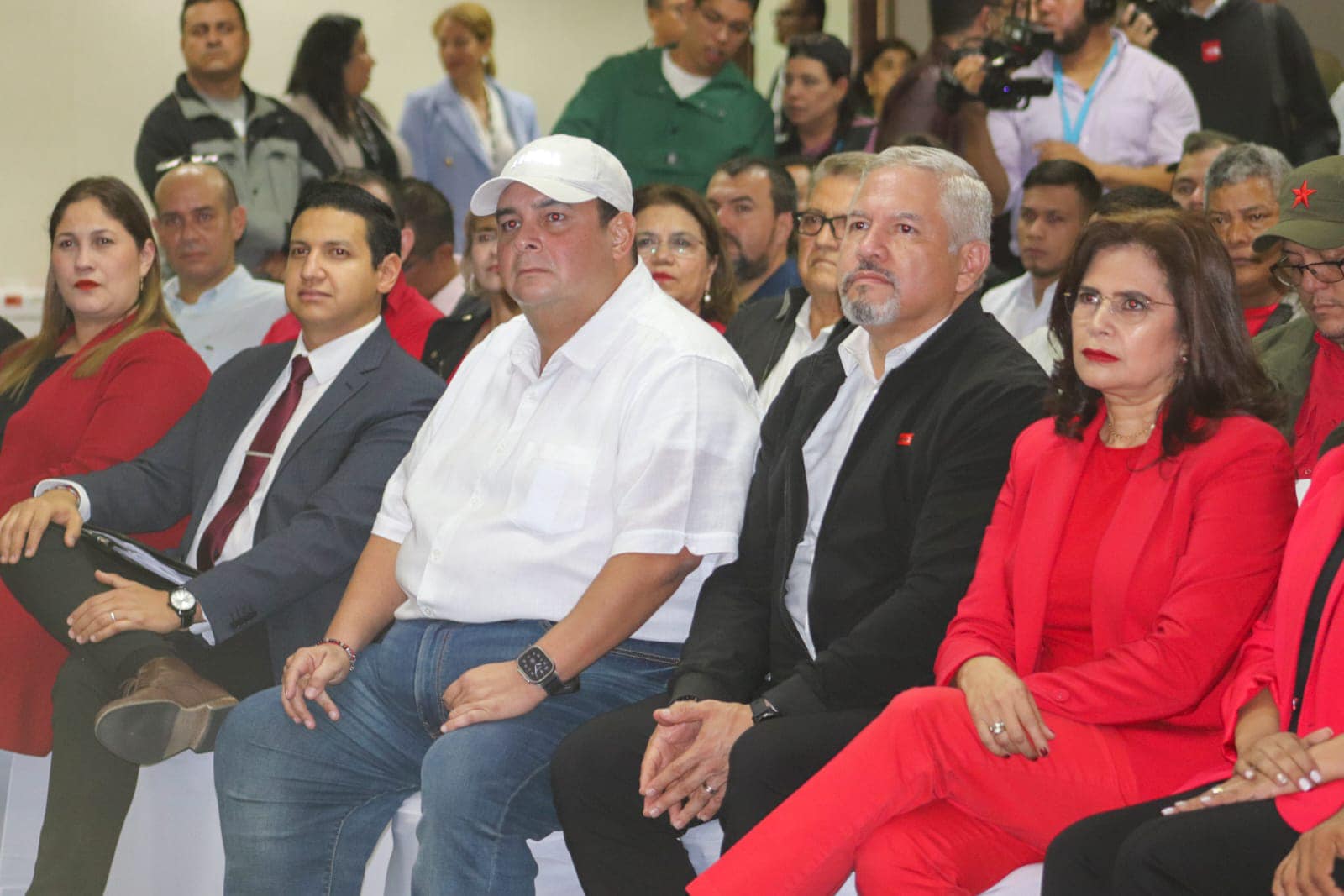 Pressure and sabotage against the CNE ahead of the 2025 elections